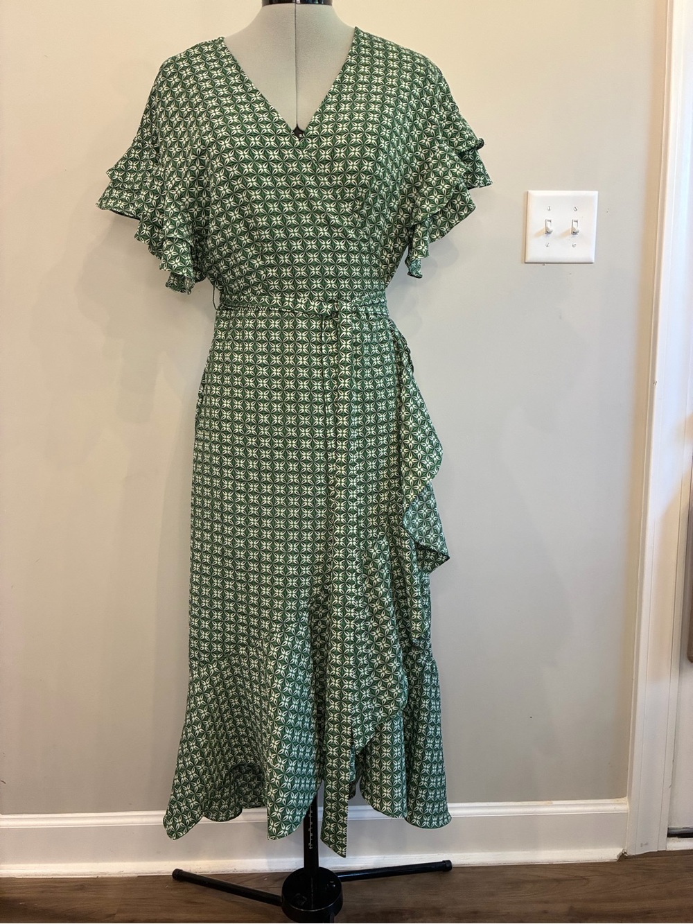 Max Studio Green Printed Ruffle Wrap Midi Dress